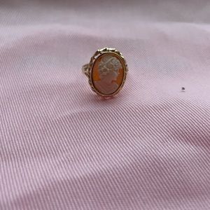 14K Gold Cameo Ring